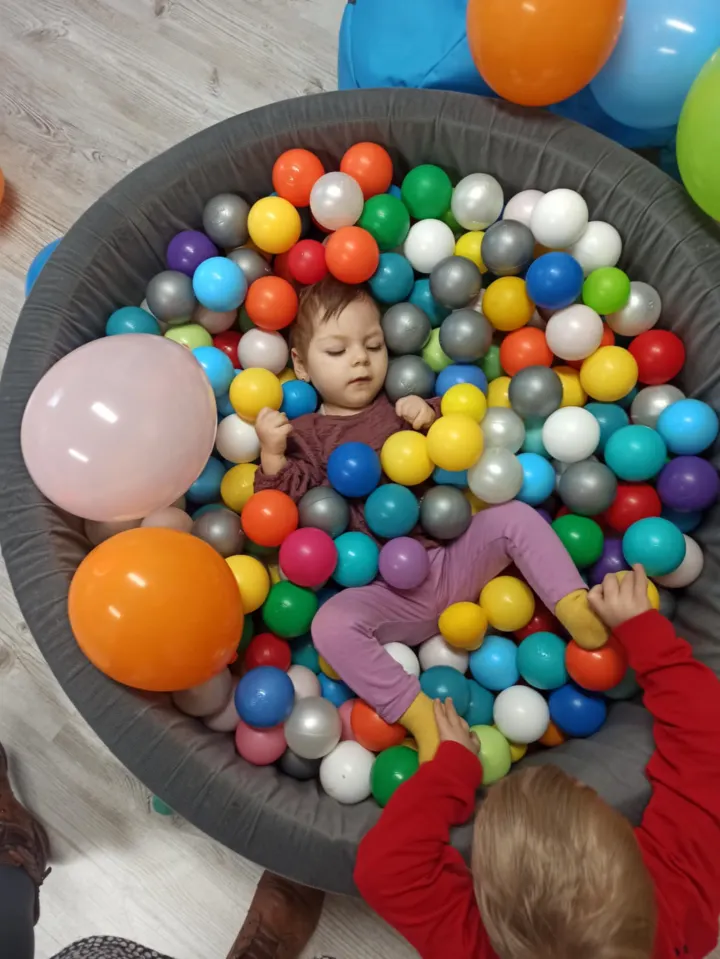 Gabryś i Liliana – rodzeństwo pełne siły, nadziei i uśmiechu 18 Gabrys i Lilka Messenger creation 774B485D D7C8 47BF 846E 85DE3BC39200